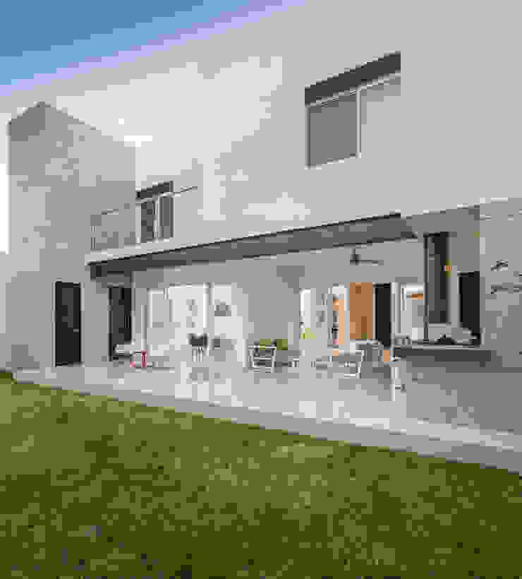 Grupo Arsciniest Modern home