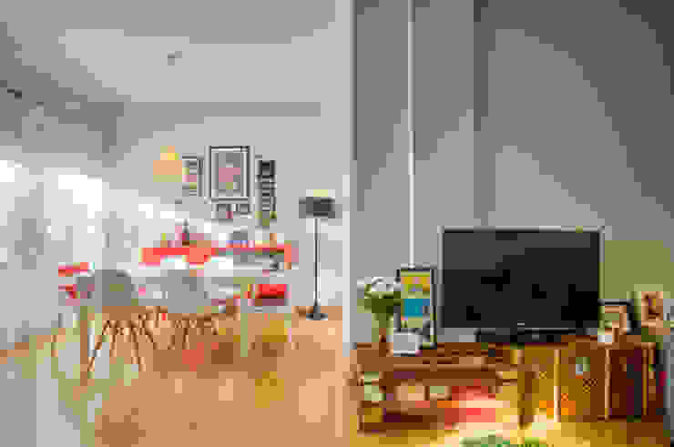 Eclectic style dining room by Santiago | Interior Design Studio Eclectic