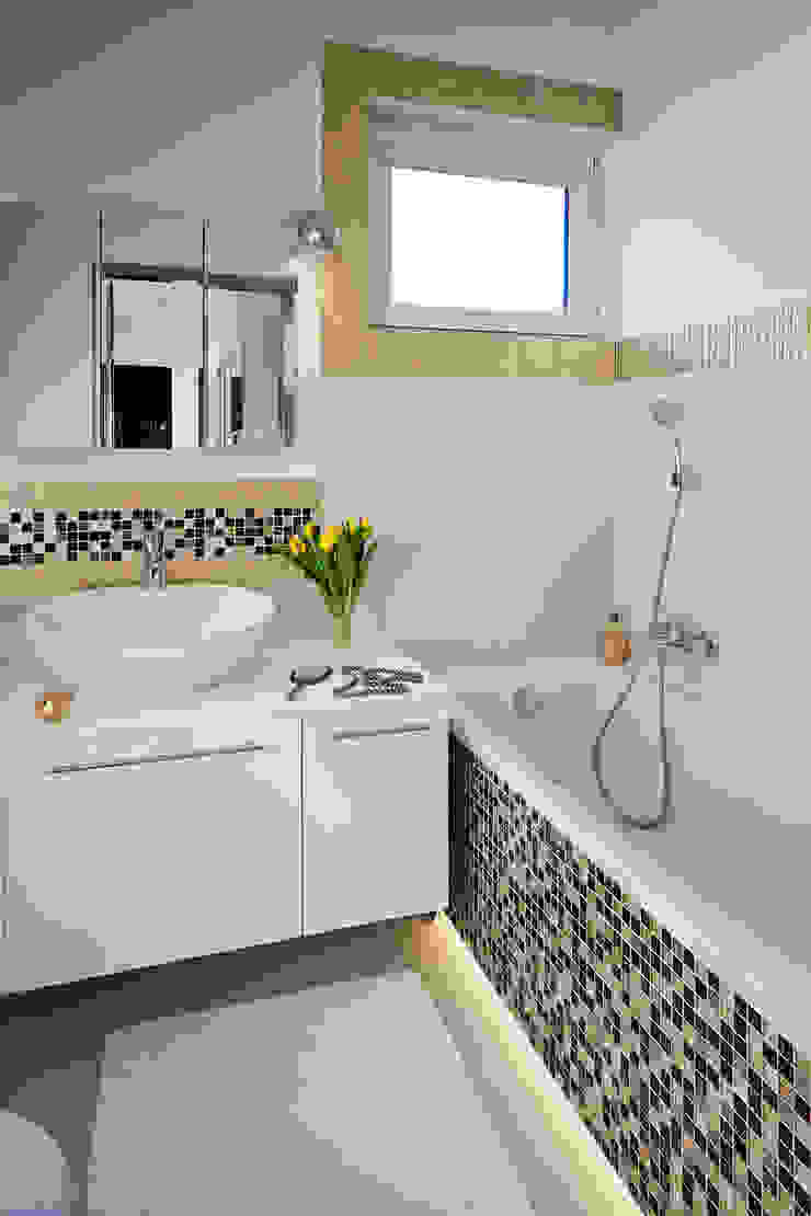 MIESZKANIE 54 M2, KRAMKOWSKA|PRACOWNIA WNĘTRZ KRAMKOWSKA|PRACOWNIA WNĘTRZ Modern Bathroom