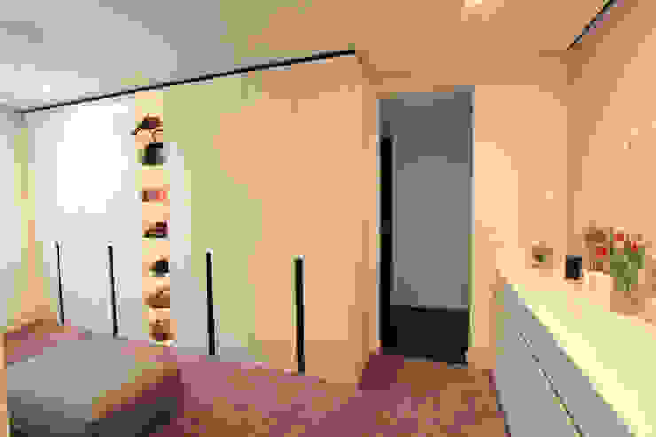 La Casa Wohnbau GmbH Vestidores y closetsArmarios y cómodas