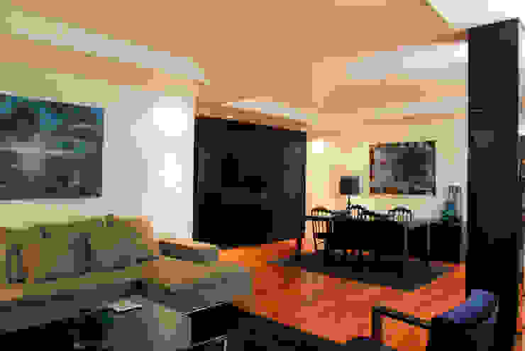 Modern dining room by Architecture Tote Ser Modern