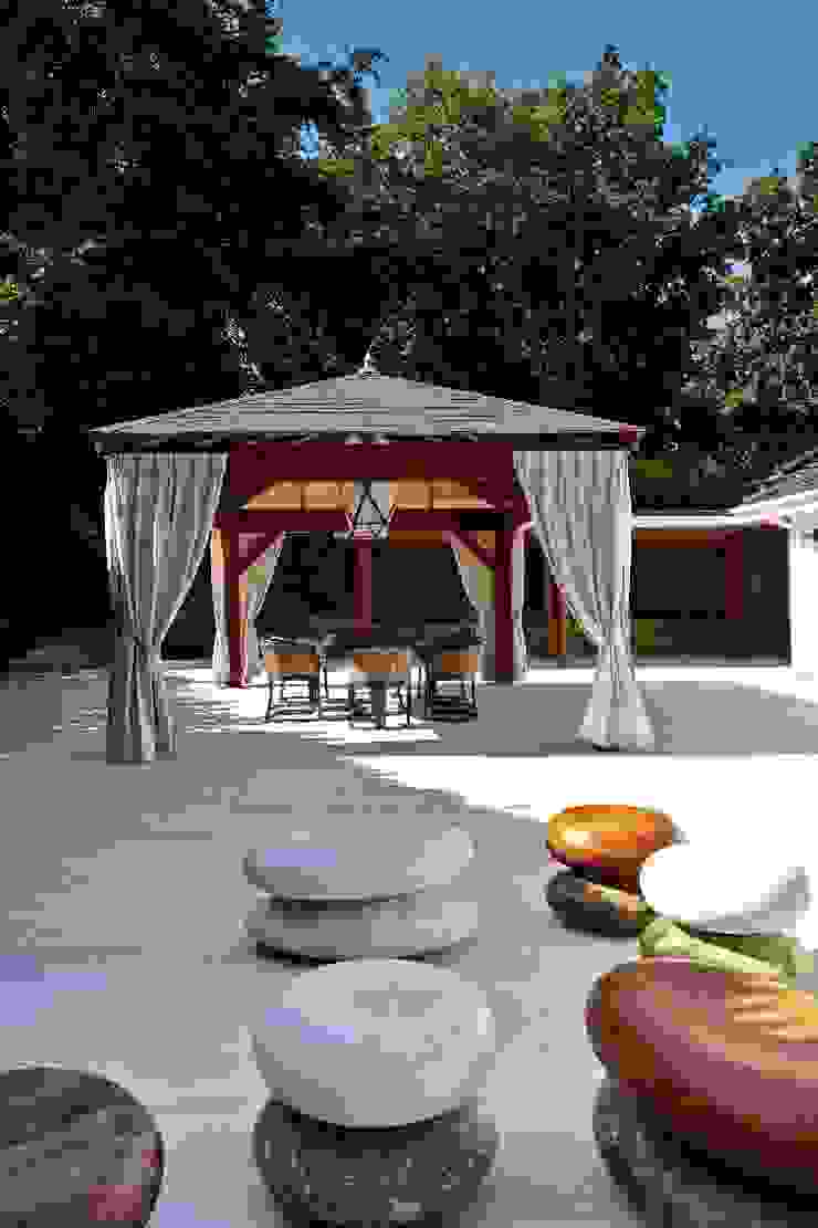 Virginia Water Klassischer Garten von Keir Townsend Ltd. Klassisch