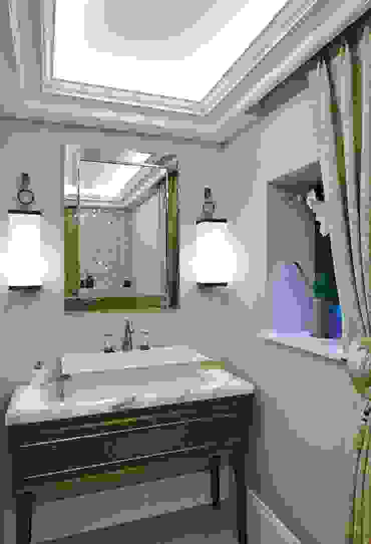 Virginia Water Klassische Badezimmer von Keir Townsend Ltd. Klassisch