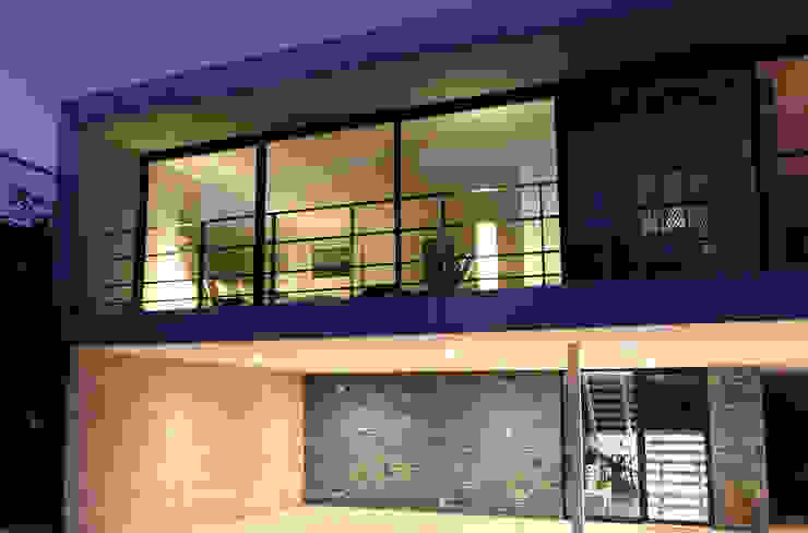 DF ARQUITECTOS Rumah Modern