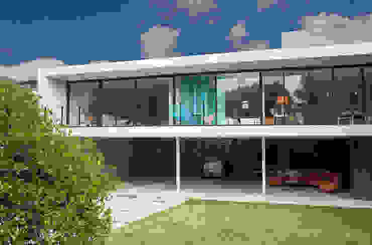 DF ARQUITECTOS Rumah Modern