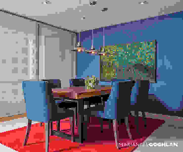 Salas de jantar modernas por MARIANGEL COGHLAN Moderno