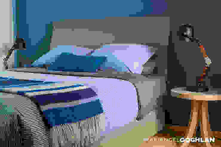 por MARIANGEL COGHLAN Moderno