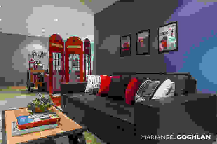 Salas multimédia modernas por MARIANGEL COGHLAN Moderno