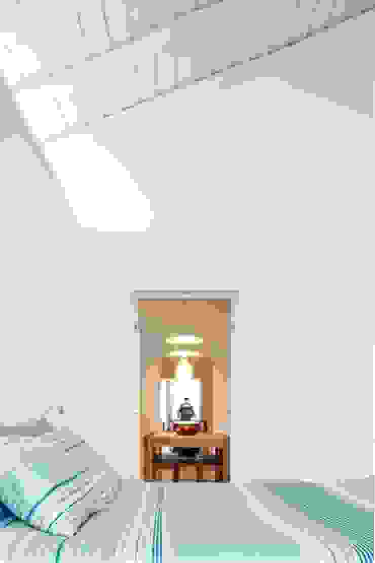 House in Corte Gafo, Mértola Estúdio Urbano Arquitectos Minimalist bedroom