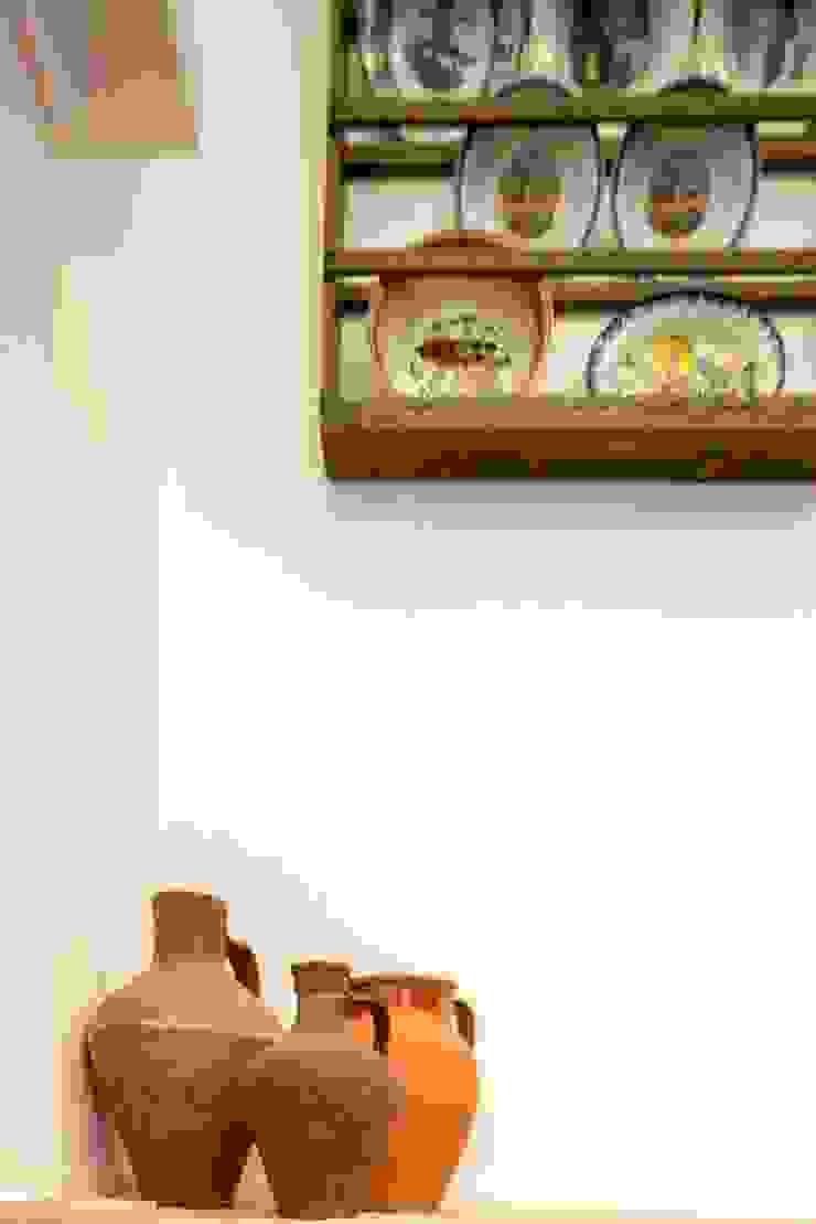 House in Corte Gafo, Mértola Estúdio Urbano Arquitectos KitchenAccessories & textiles