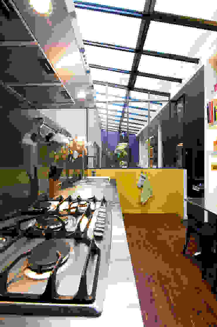 cuisine au design industriel et contemporain , LA CUISINE DANS LE BAIN SK CONCEPT LA CUISINE DANS LE BAIN SK CONCEPT Industrialna kuchnia