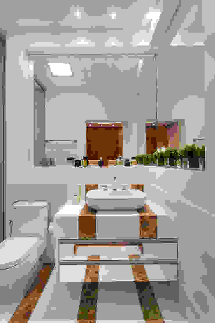 Arquiteto Aquiles Nícolas Kílaris Modern bathroom