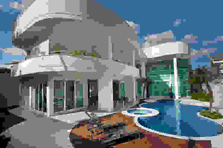 Arquiteto Aquiles Nícolas Kílaris Modern houses