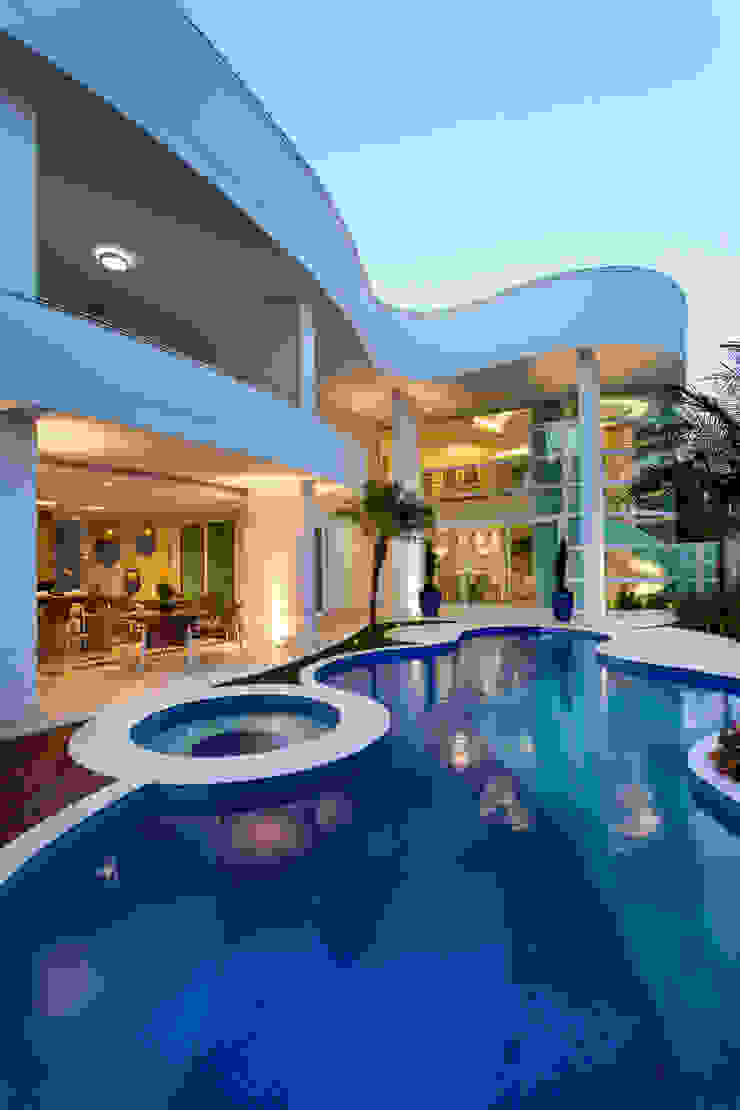 Arquiteto Aquiles Nícolas Kílaris Modern houses