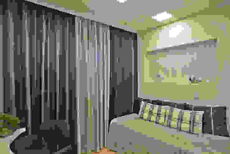 Designer de Interiores e Paisagista Iara Kílaris Dormitorios de estilo moderno