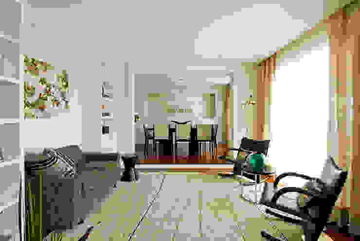 Apartamento Itaim Marcella Loeb Salas de estar modernas