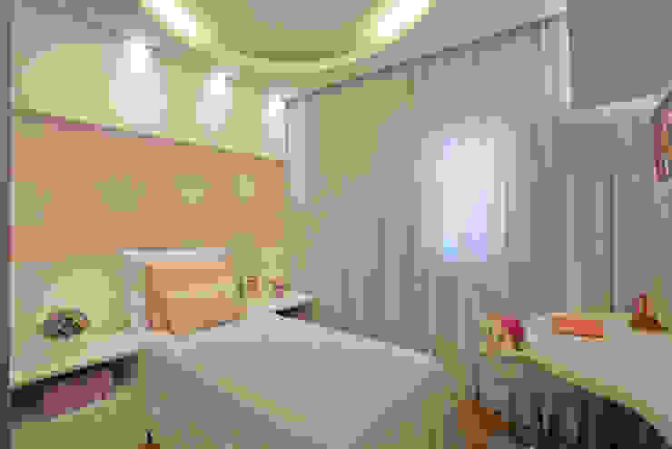 Designer de Interiores e Paisagista Iara Kílaris Dormitorios infantiles de estilo moderno