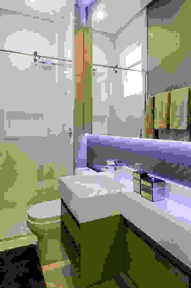 A31 Residência Canisio Beeck Arquiteto Banheiros modernos