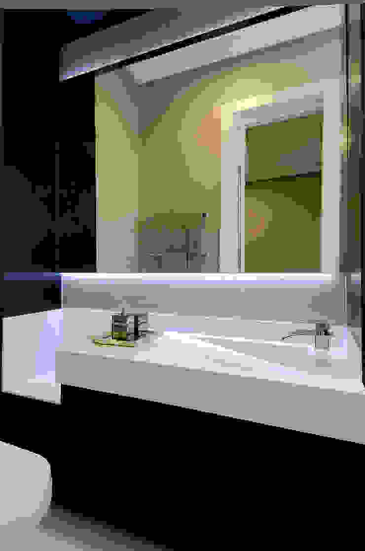 A31 Residência Canisio Beeck Arquiteto Banheiros modernos