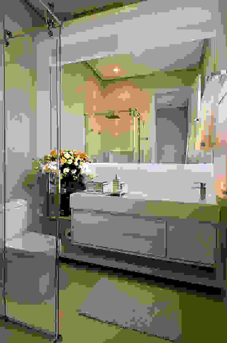 A31 Residência Canisio Beeck Arquiteto Banheiros modernos