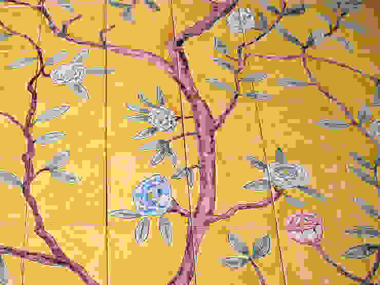 Chinese wallpaper tile panel detail. Reptile tiles & ceramics Asiatische Badezimmer
