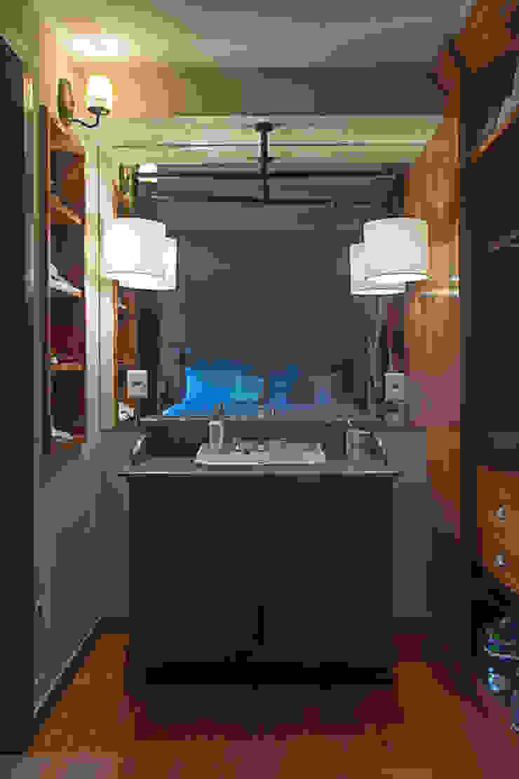 casa CR Raquel Junqueira Arquitetura Banheiros campestres