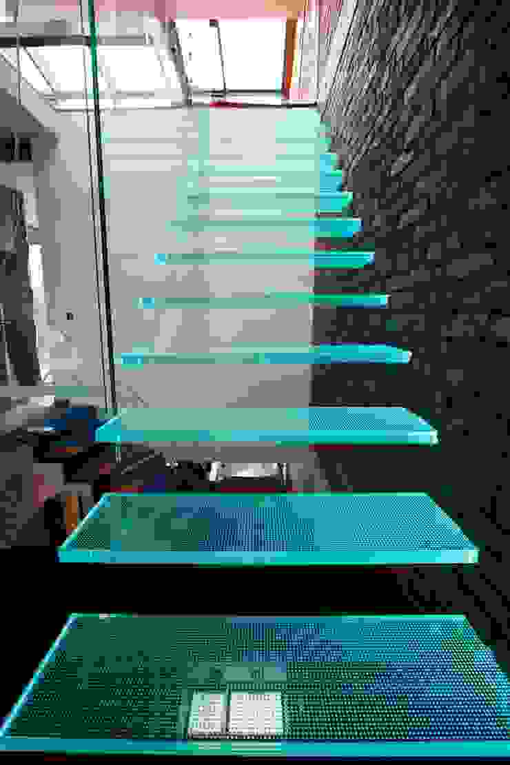 por KAISER Schody Sp. z o.o. Moderno