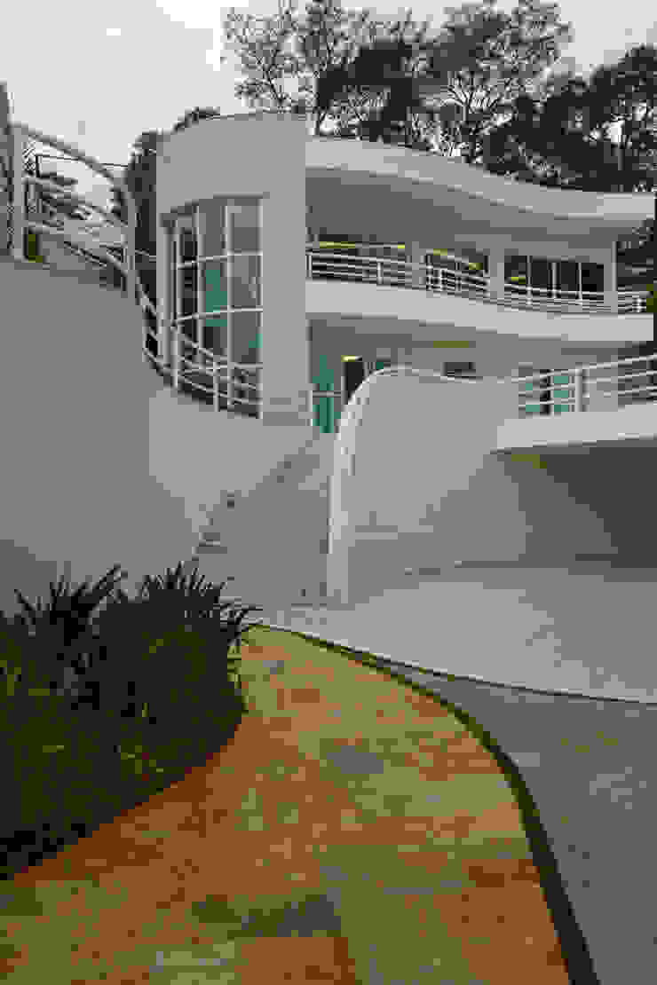 Casa da Serra Arquiteto Aquiles Nícolas Kílaris Casas modernas