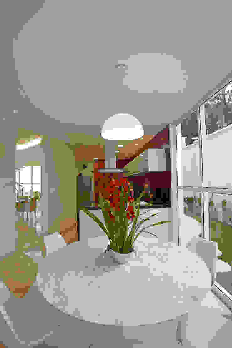 Casa da Serra Arquiteto Aquiles Nícolas Kílaris Cozinhas modernas