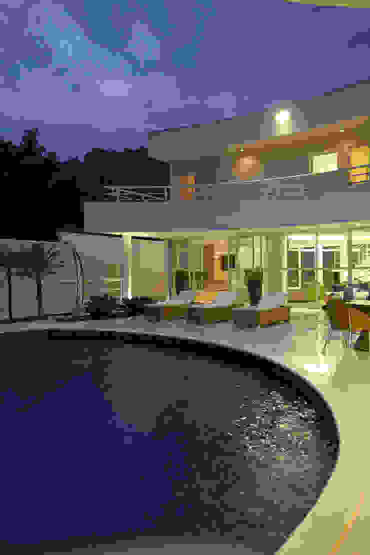 Casa da Serra Arquiteto Aquiles Nícolas Kílaris Casas modernas