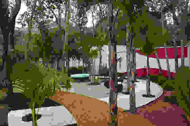 Casa da Serra Arquiteto Aquiles Nícolas Kílaris Jardins modernos