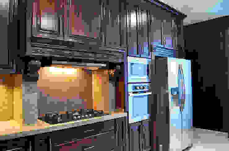 Cocinas, Amarillo Interiorismo Amarillo Interiorismo KitchenCabinets & shelves
