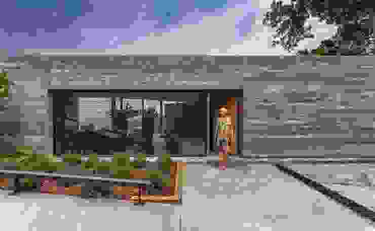 Acceso a la vivienda. VelezCarrascoArquitecto VCArq Casas modernas