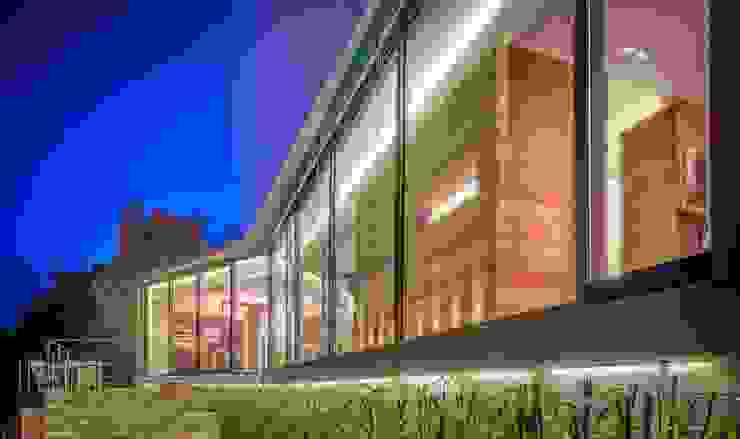 Un magnífico escenario. VelezCarrascoArquitecto VCArq Casas modernas