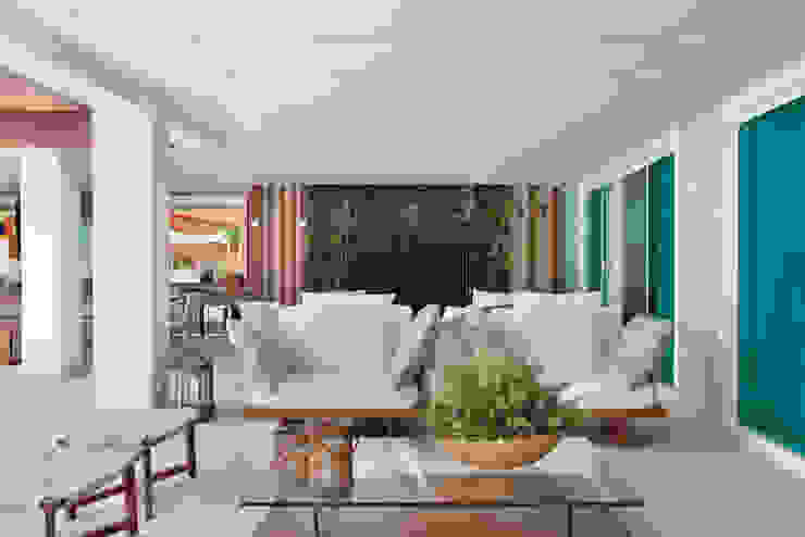 Arquitetura Residencial | Casa de luxo na Barra da Tijuca Leila Dionizios Arquitetura e Luminotécnica Casas modernas