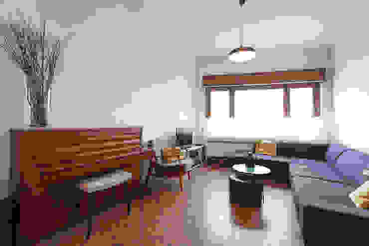 studio k Modern Living Room
