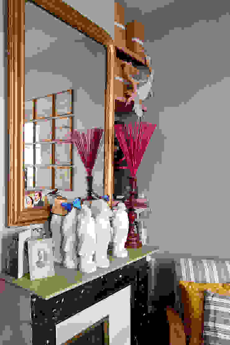 Jean-Bastien Lagrange + Interior Design WohnzimmerAccessoires und Dekoration