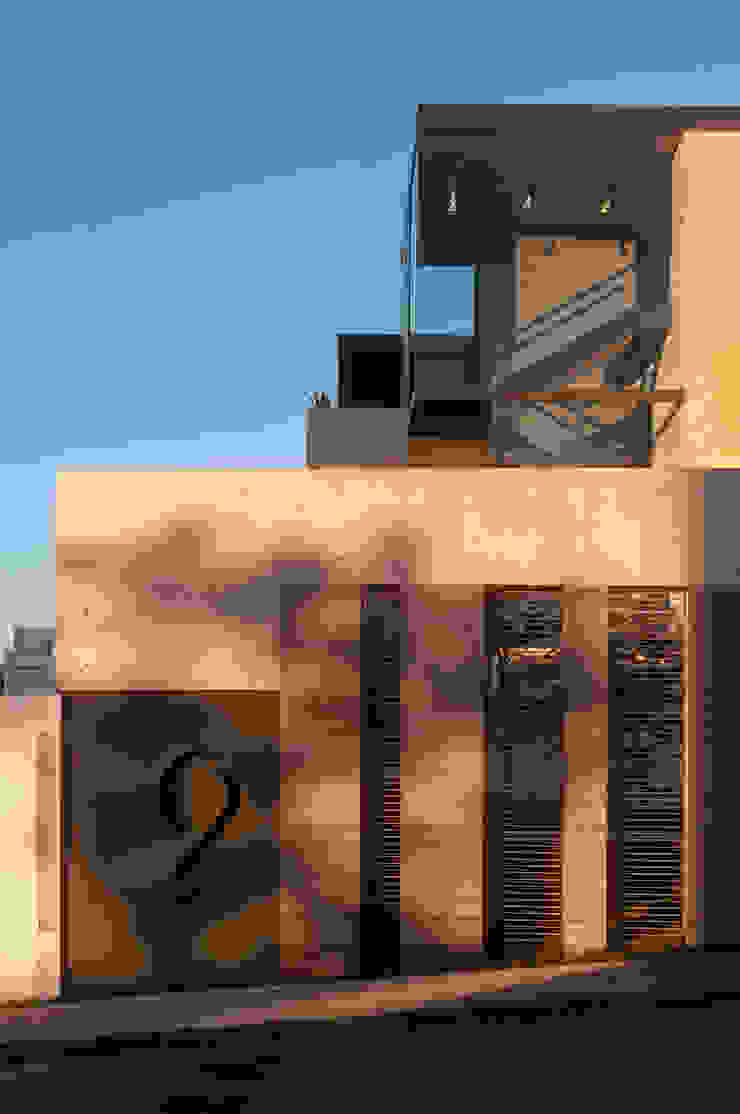 ML Residence Gantous Arquitectos Будинки