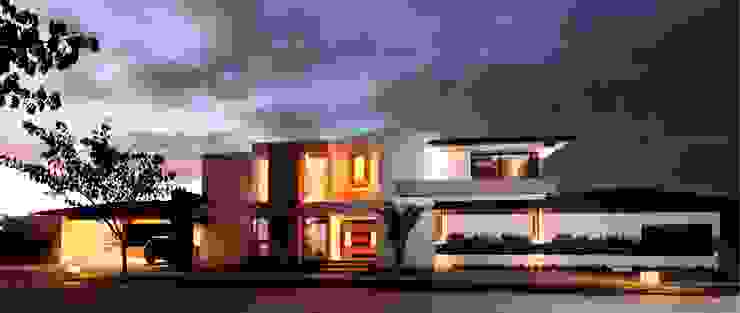 AMEC ARQUITECTURA Casas modernas: Ideas, diseños y decoración