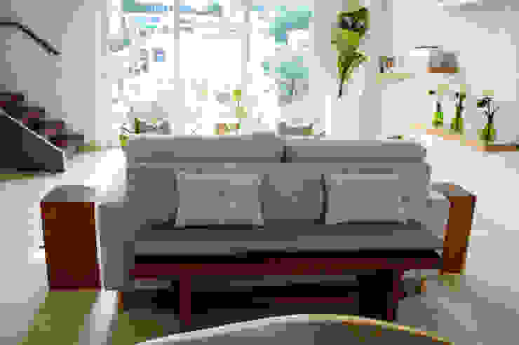 DECO Designers غرفة المعيشةأريكة ومقاعد إسترخاء