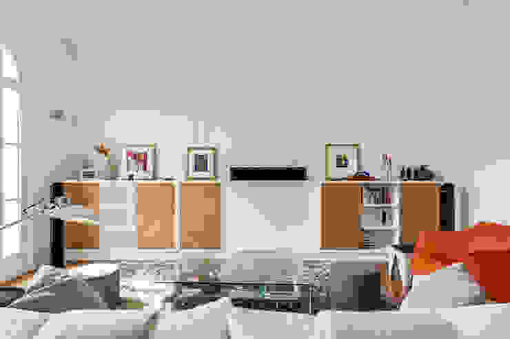 Salas de estar modernas por ATELIER FB Moderno