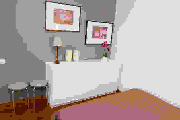 L'Essenziale Home Designs Scandinavian style bedroom