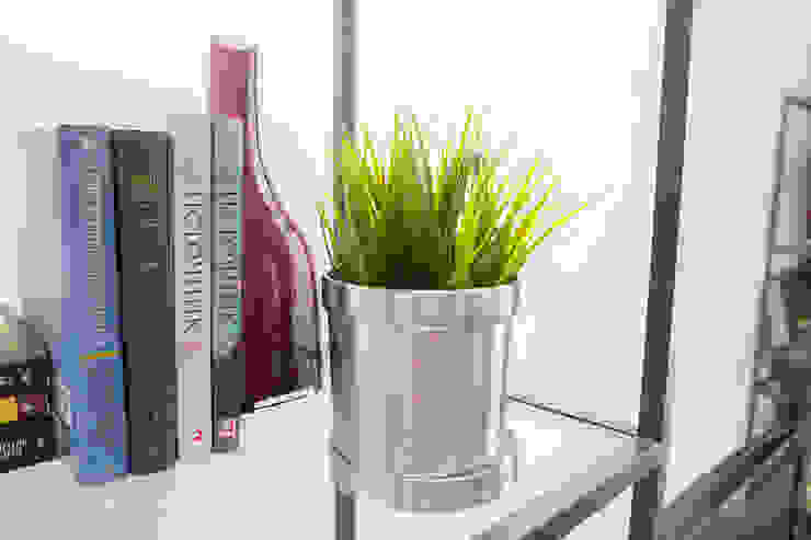 L'Essenziale Home Designs Living roomAccessories & decoration