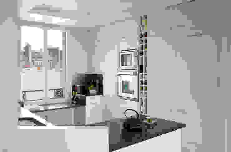 ATELIER FB Modern kitchen