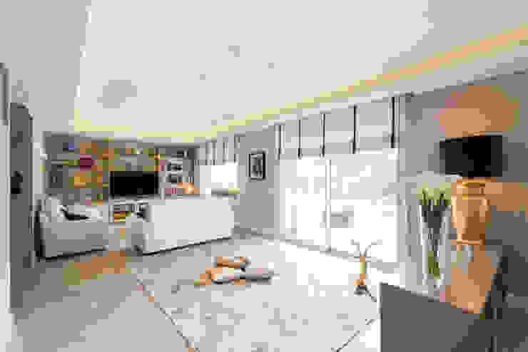 LF24 Arquitectura Interiorismo ห้องนั่งเล่น