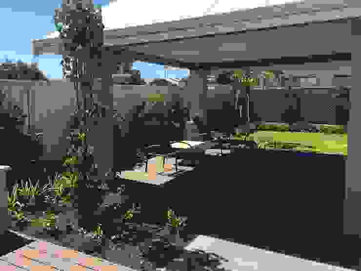 Duncraig Project Project Artichoke Modern garden