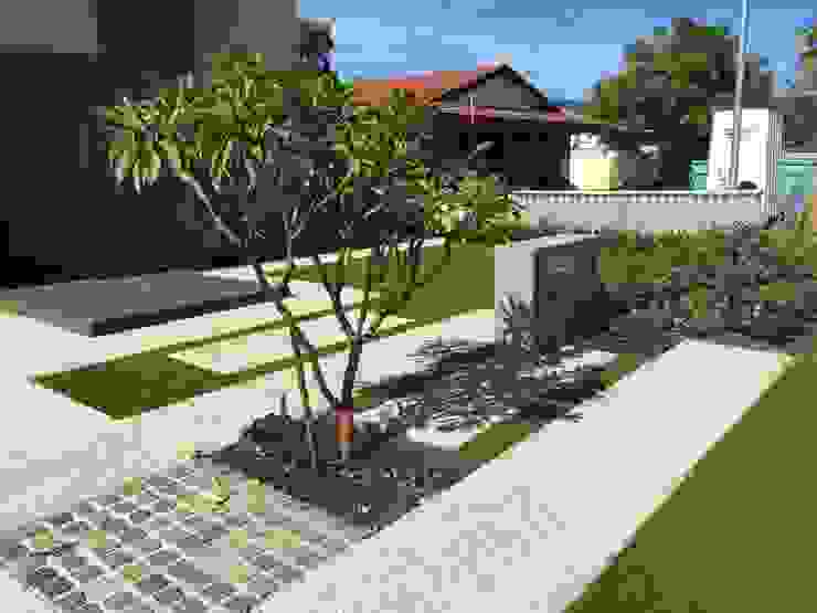 Duncraig Project Project Artichoke Modern garden