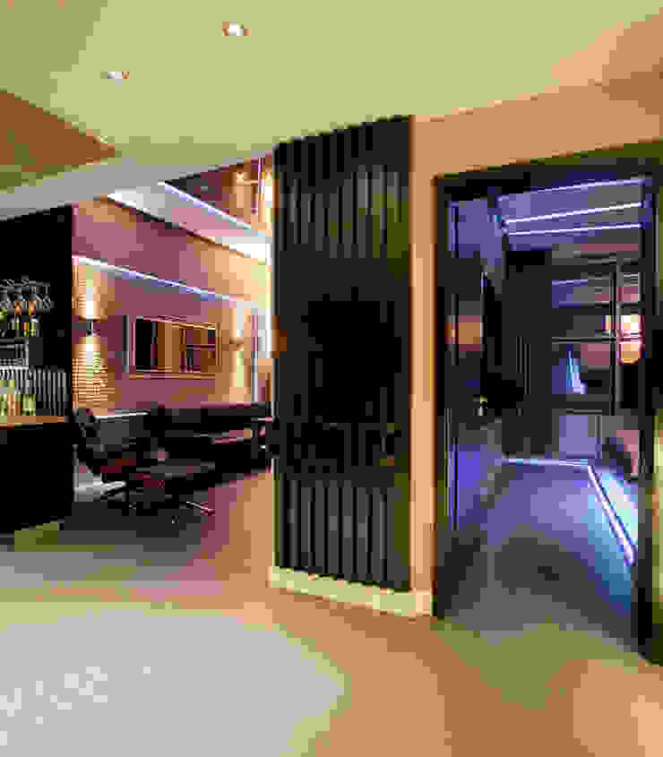 Udesign Architecture Moderner Flur, Diele & Treppenhaus