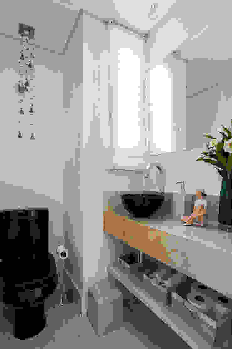 Amanda Pinheiro Design de interiores Modern bathroom