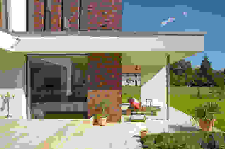 homify Modern Houses